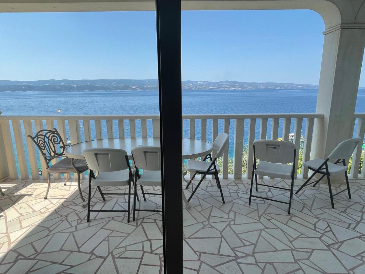 Apartments Lozina On The Beach Omiš Екстериор снимка