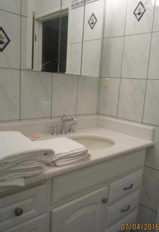 Apartments Lozina On The Beach Omiš Екстериор снимка
