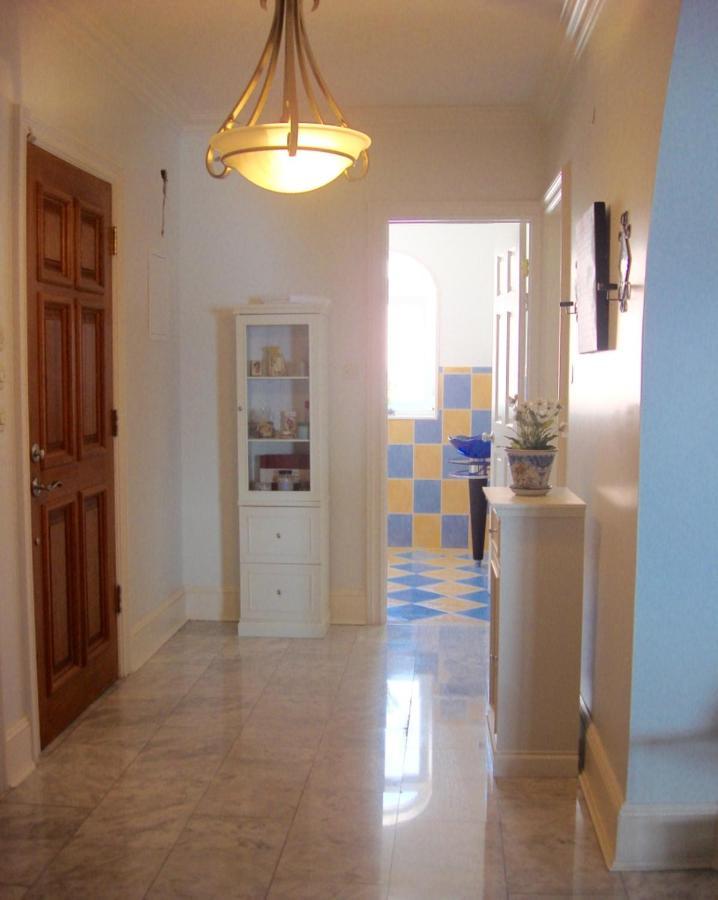 Apartments Lozina On The Beach Omiš Екстериор снимка