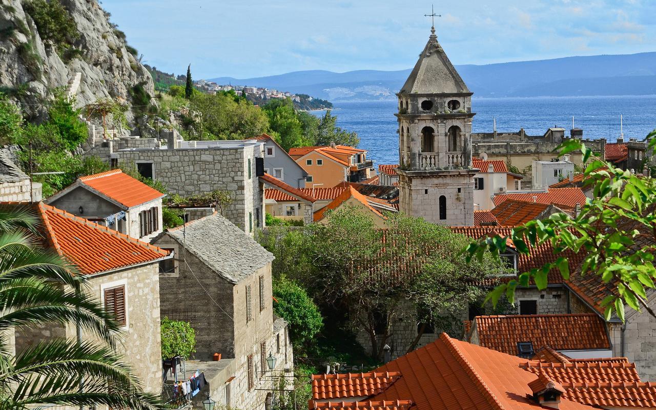 Apartments Lozina On The Beach Omiš Екстериор снимка